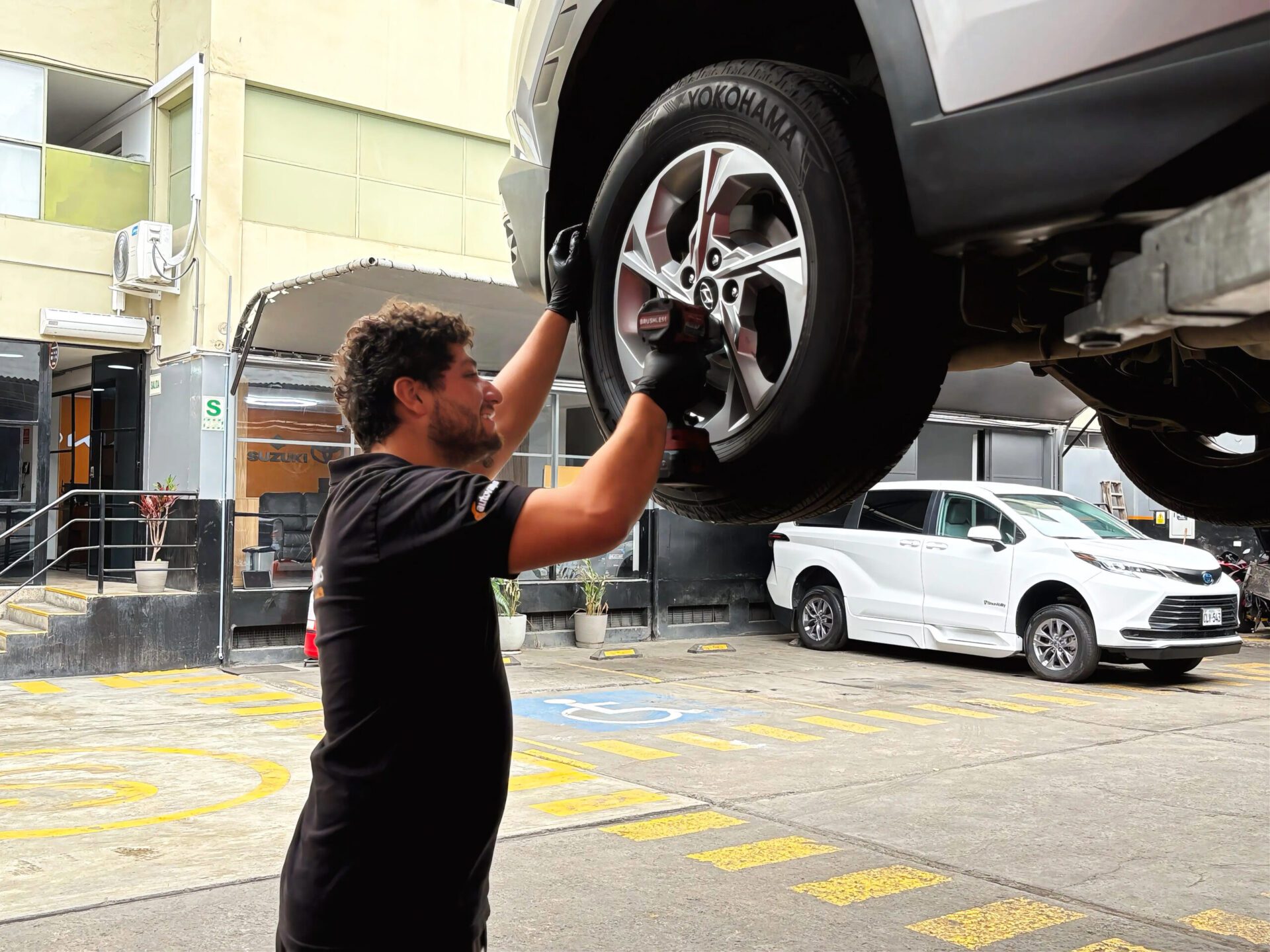 Mantenimiento Hyundai Tucson en Lima realizado por especialistas de Autovans